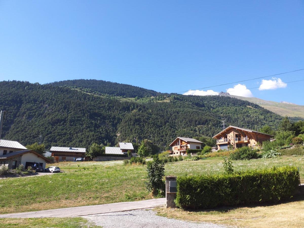 Tres Bel Appartement Dans Une Maison Avec Spa Seez Exterior photo